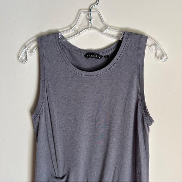 Athleta Gray Crewneck Ruched Hip Sleeveless Long Workout Tank Shirt Size Medium - Picture 2 of 7